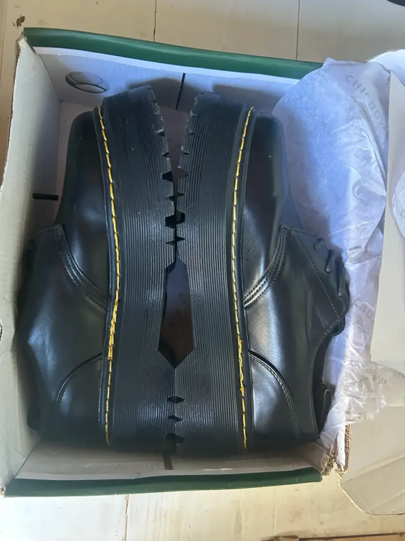 Zapatos de cuero negro Chicbomb con plataforma - 2