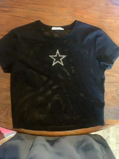 Polera negra con estrella Terranova - miniatura 3