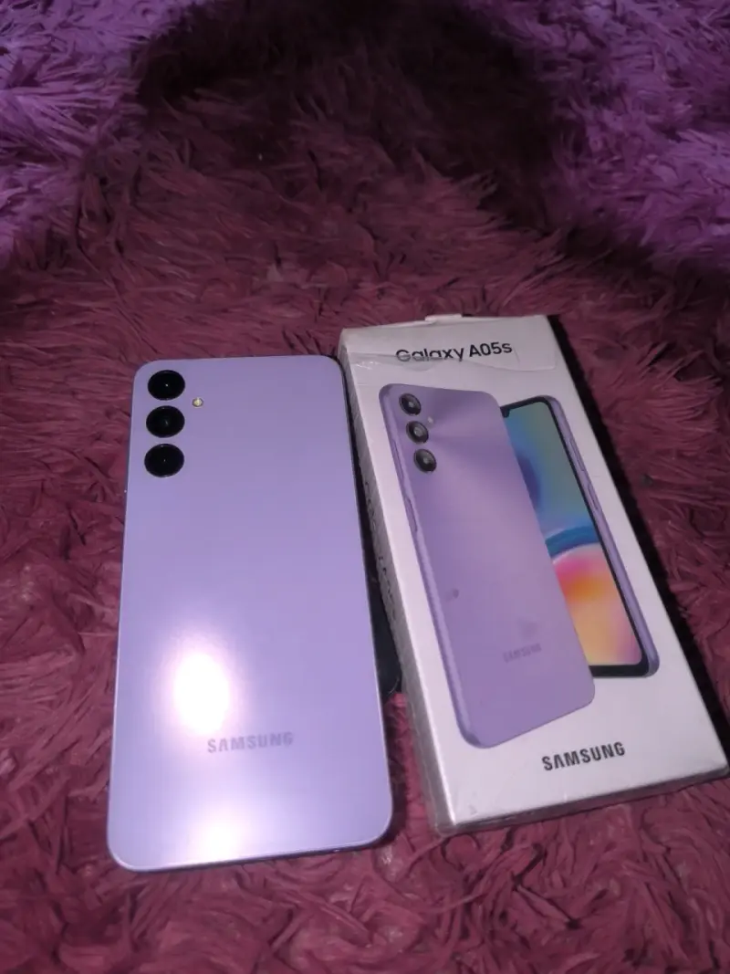 Samsung Galaxy A05s Lavanda en Buen Estado - 3