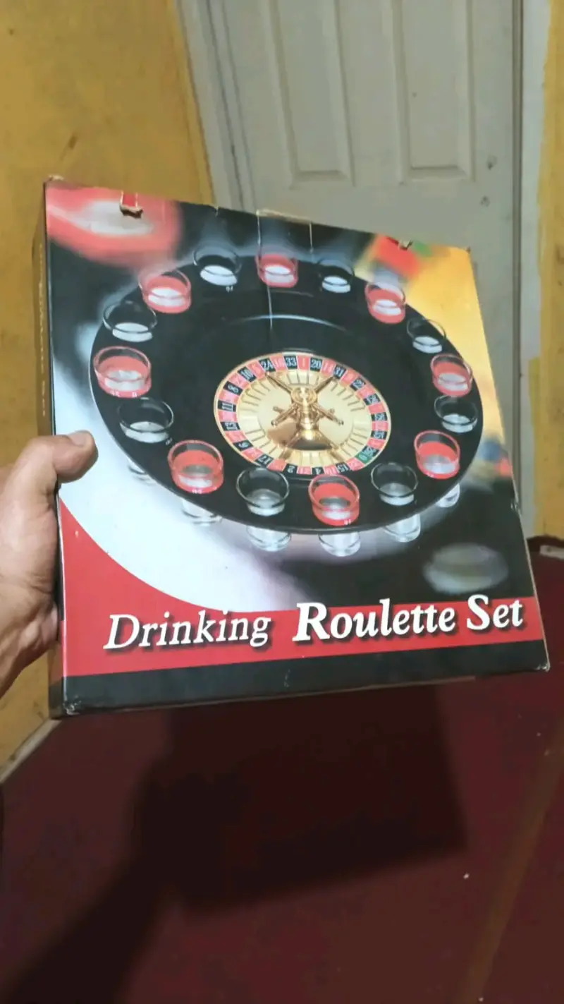 Juego de Ruleta para Beber con Vasos - 1