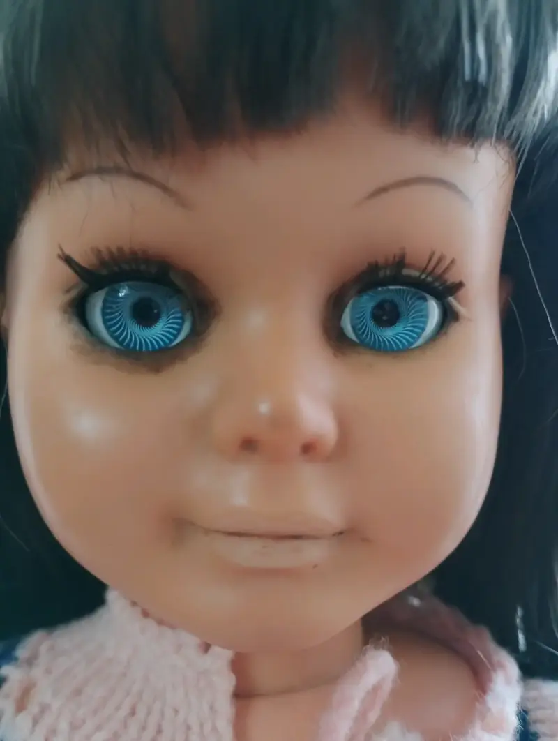 Muñeca vintage con ropa tejida a mano - 4