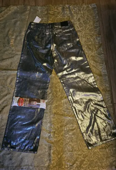 Pantalones Zara estilo metálico de tiro alto - miniatura 2