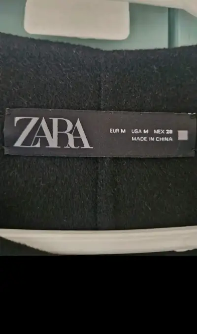 Abrigo negro de lana Zara para mujer - miniatura 3