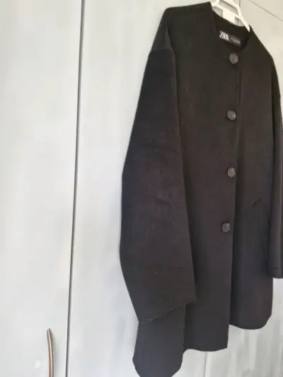 Abrigo negro de lana Zara para mujer - miniatura 6