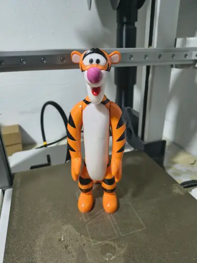🐯✨ TIGGER 20 CM — FIGURA DECORATIVA 3D ✨🐯 - miniatura 1