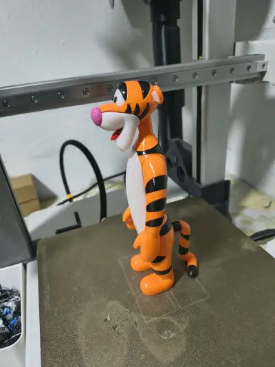 🐯✨ TIGGER 20 CM — FIGURA DECORATIVA 3D ✨🐯 - miniatura 3