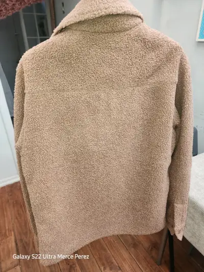 Chaqueta de lana beige con bolsillos Amazon - miniatura 3