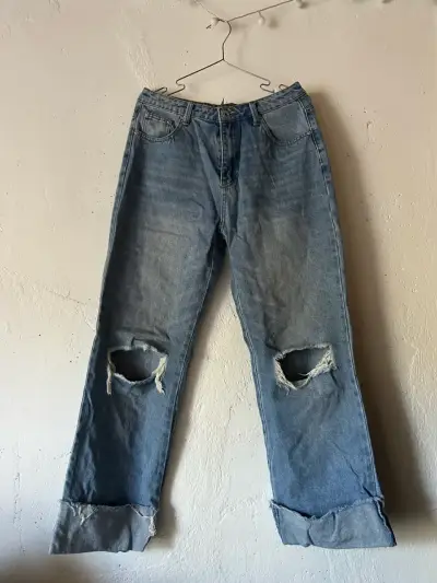Jeans de mezclilla desgastados para mujer talla 42 - miniatura 1