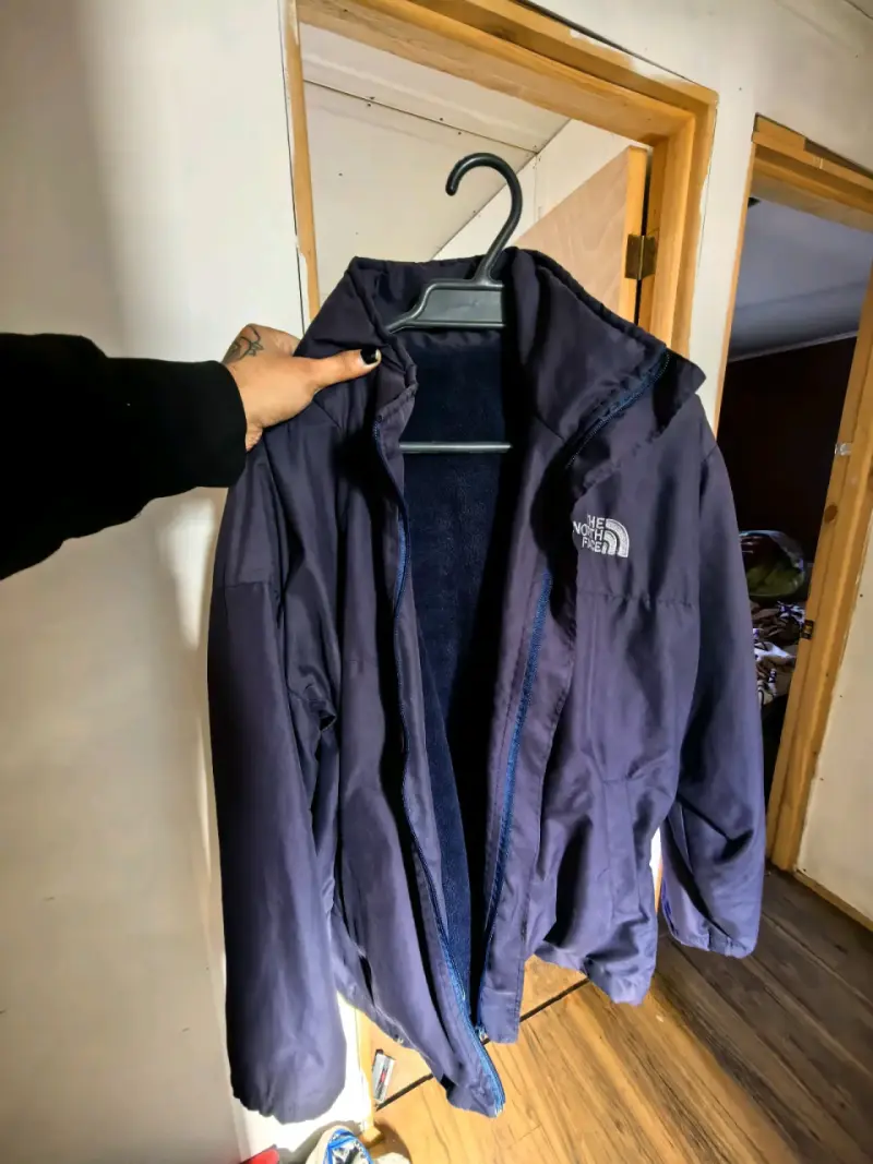 Chaquetas a 5mil cada una - 4