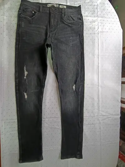 Jeans skinny negros para hombre Federation - miniatura 1