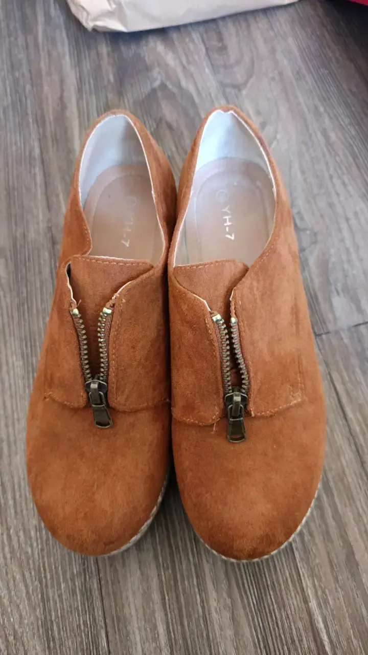 Zapatos de plataforma marrón con cierre - 1