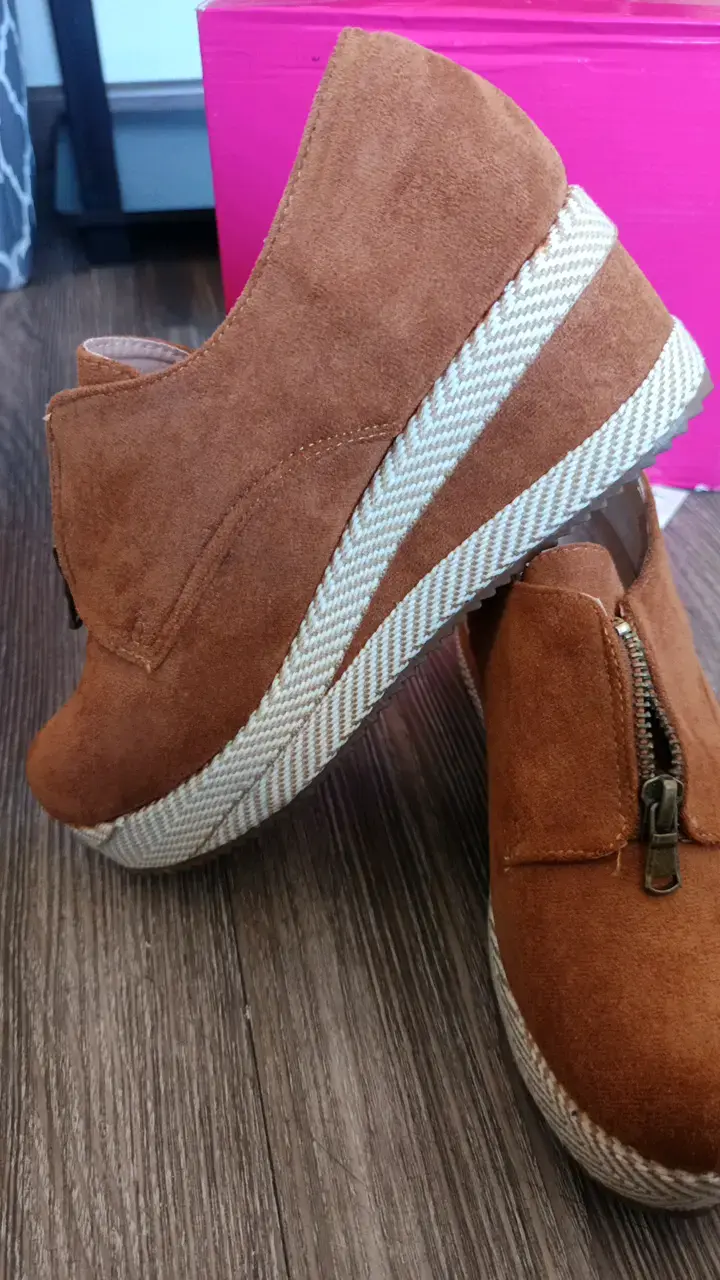 Zapatos de plataforma marrón con cierre - 2