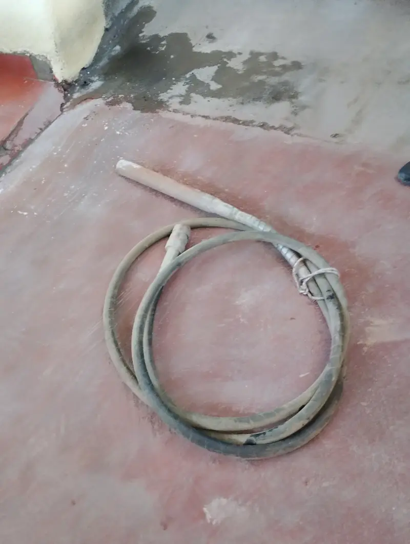 Vibrador de Hormigón Usado para Construcción - 4