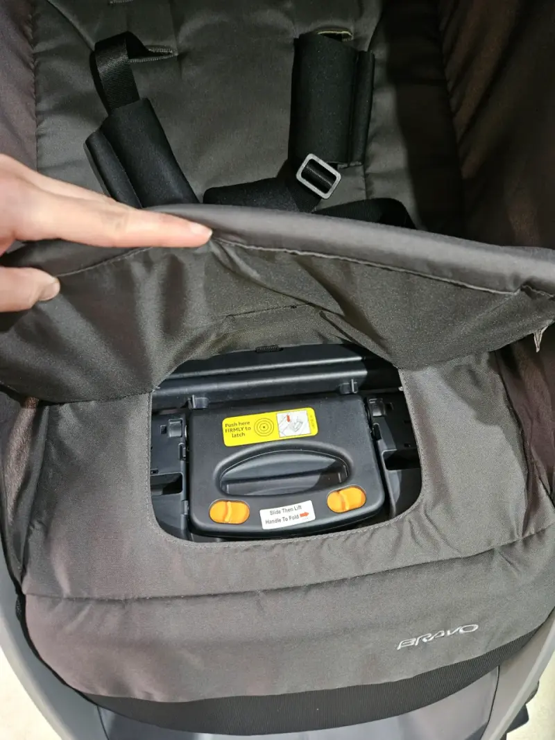 Coche de bebé Chicco Bravo plegable - 5