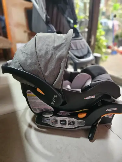 Coche de bebé Chicco Bravo plegable - miniatura 6