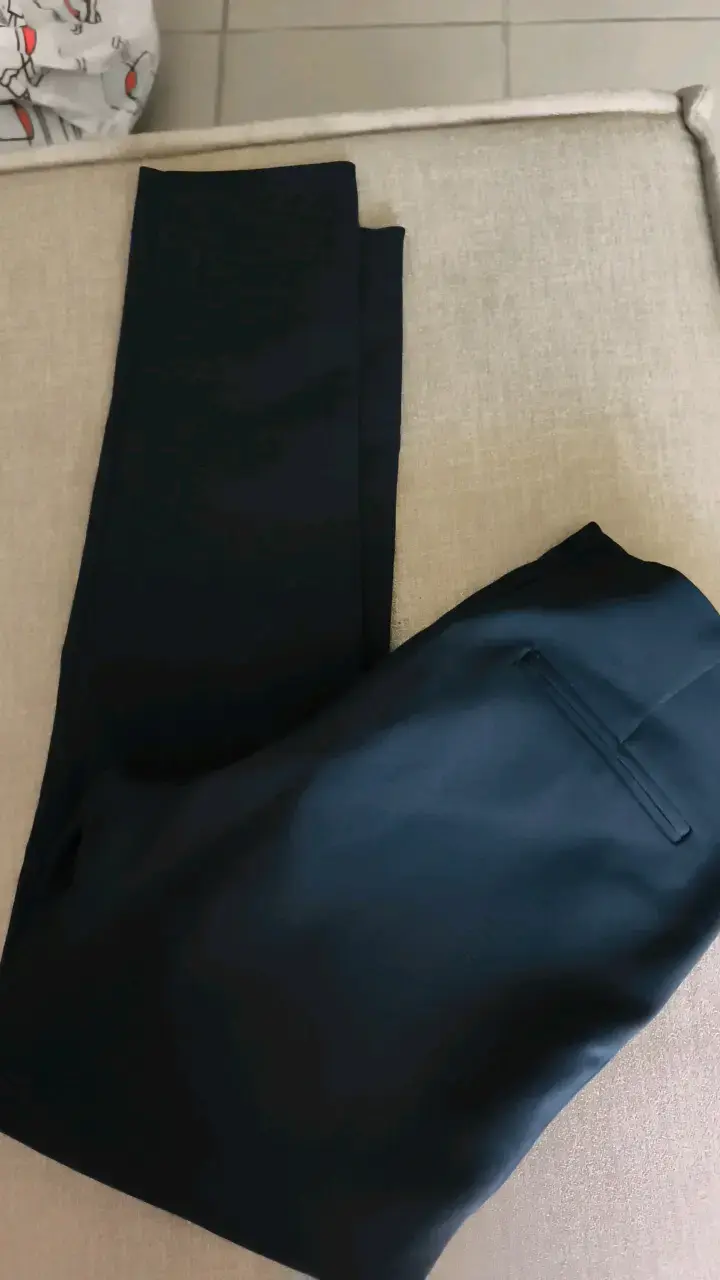 Pantalones negros con cierre metálico Basement Basic - 3
