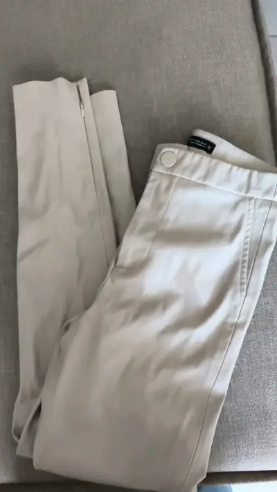 Pantalones beige Zara para mujer - miniatura 4