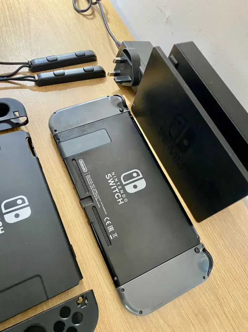 Nintendo Switch Magia- Grey 128gb +30 Juegos Y App - 4