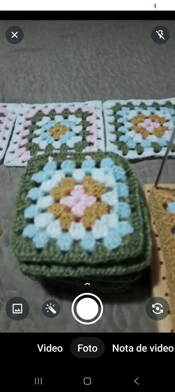 Manta de crochet multicolor hecha a mano - 1