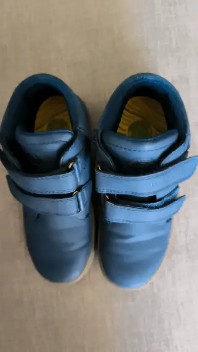 Zapatos de niño azul con velcro - miniatura 1