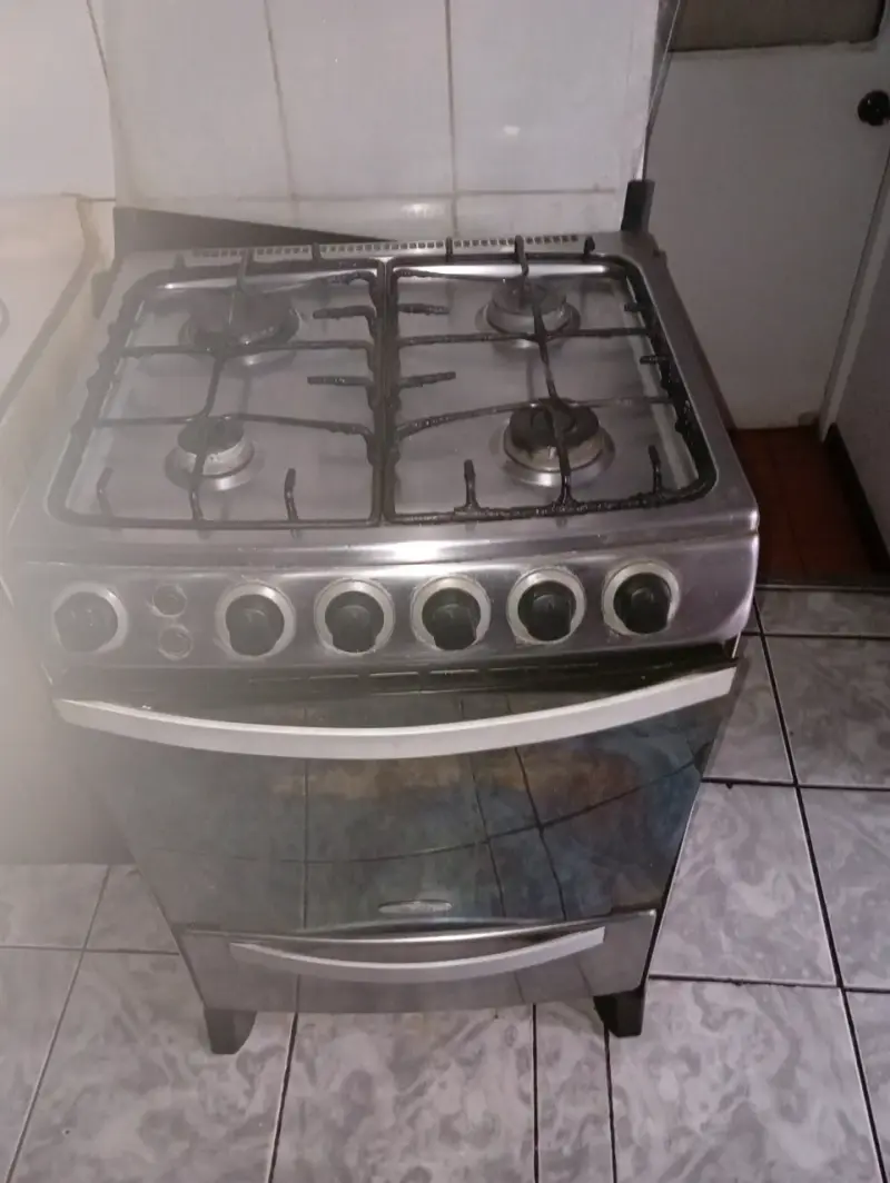 Cocina a gas Whirlpool con horno - 3