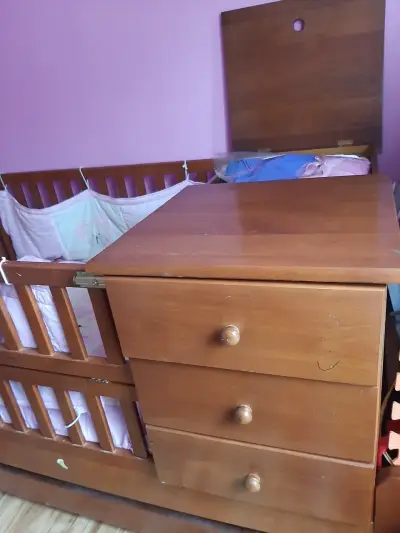 Cuna de madera con cajonera integrada - miniatura 4