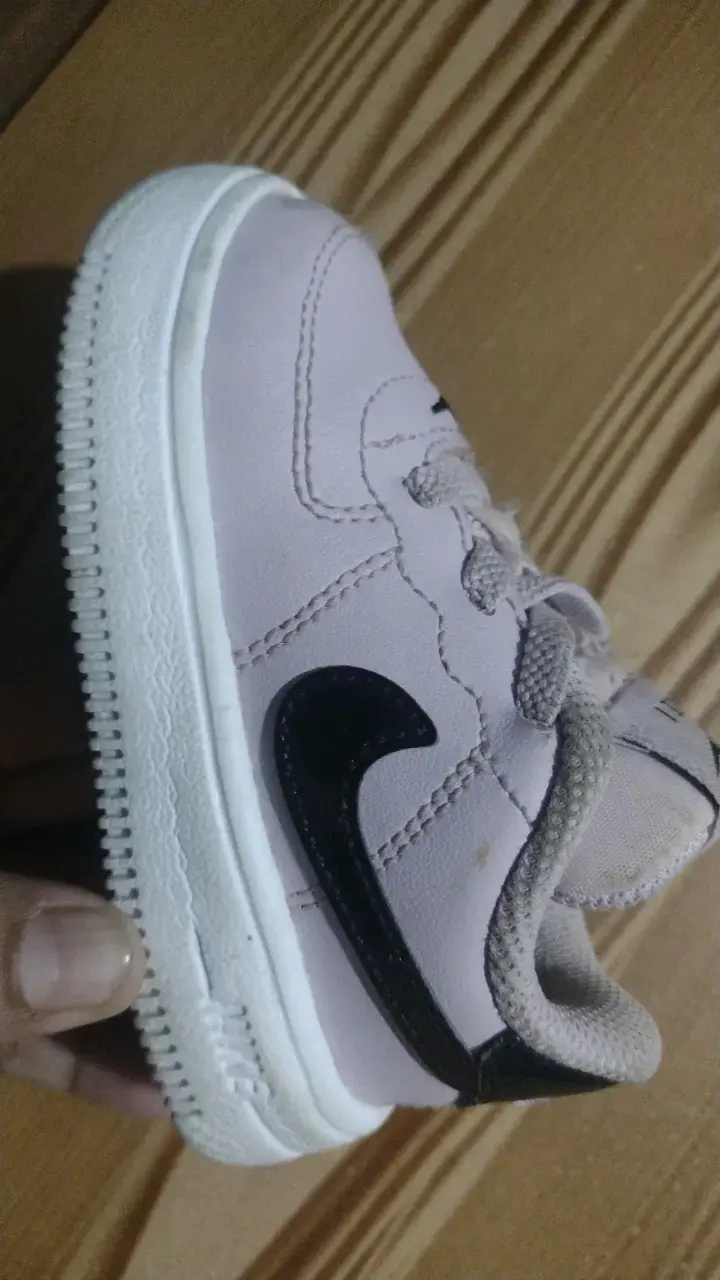 Zapatillas deportivas para niños Nike color lila - 1
