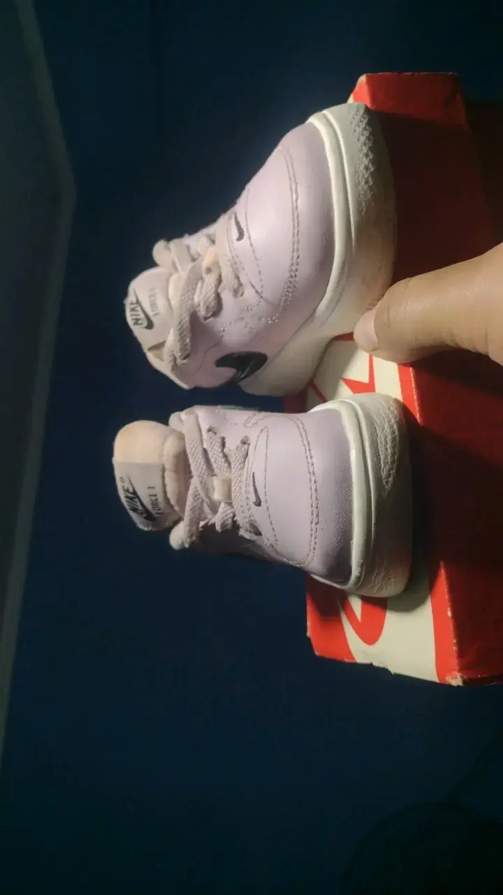 Zapatillas deportivas para niños Nike color lila - 2