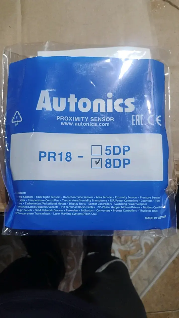 Sensor de proximidad Autonics PR18-8DP