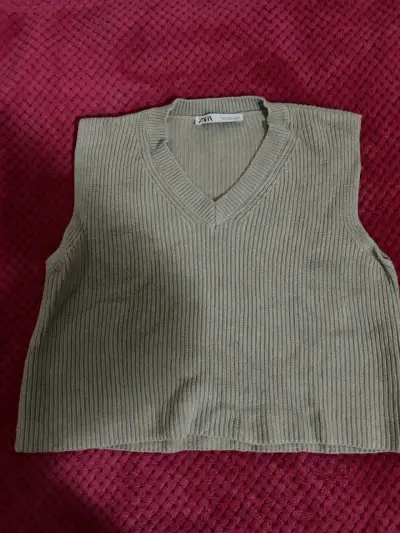 Chaleco sin mangas de punto beige Zara - miniatura 1