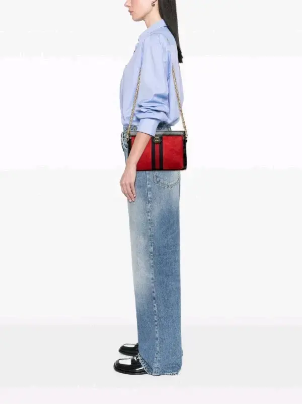 Cartera de cuero  roja y negra con cadena dorada - 2