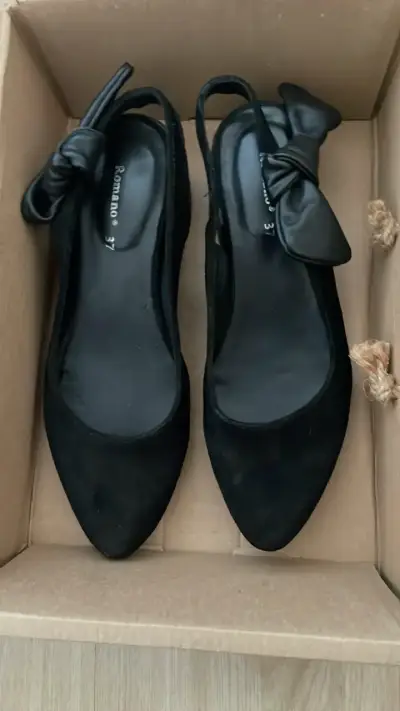 Zapatos de tacón negro Reno con lazo Romano - miniatura 1