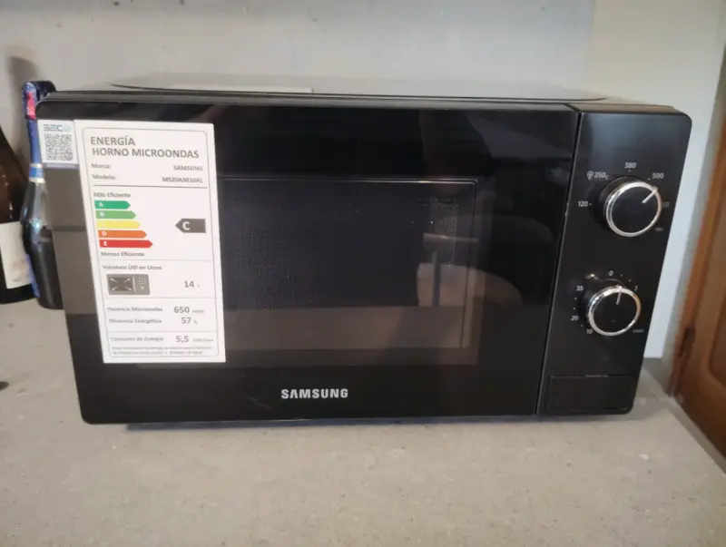 Microondas Samsung 20L Negro - 1