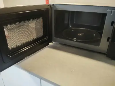 Microondas Samsung 20L Negro - miniatura 6
