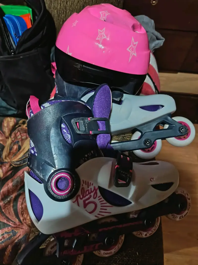 Patines en línea para niños con casco y mochila - 4