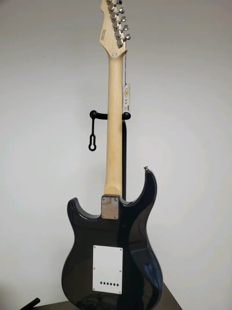 Guitarra eléctrica Peavey Raptor Plus negra - 5