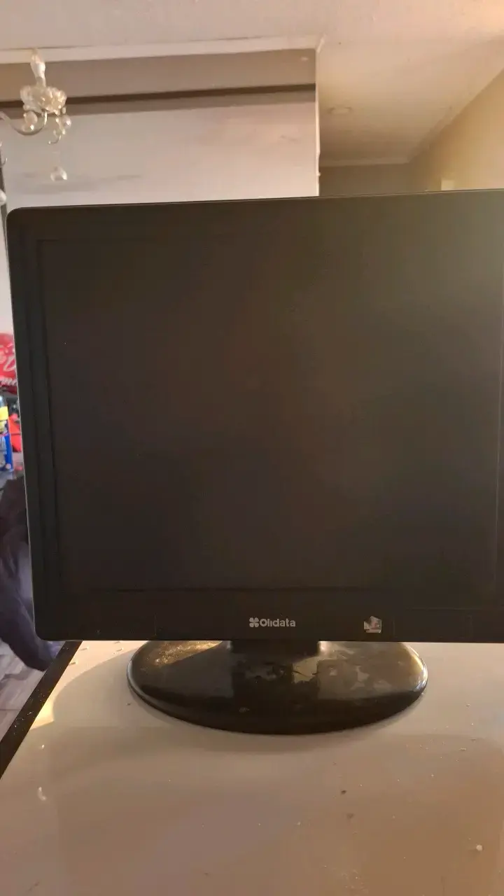 Monitor LCD Olidata 17 pulgadas sin cable - 1