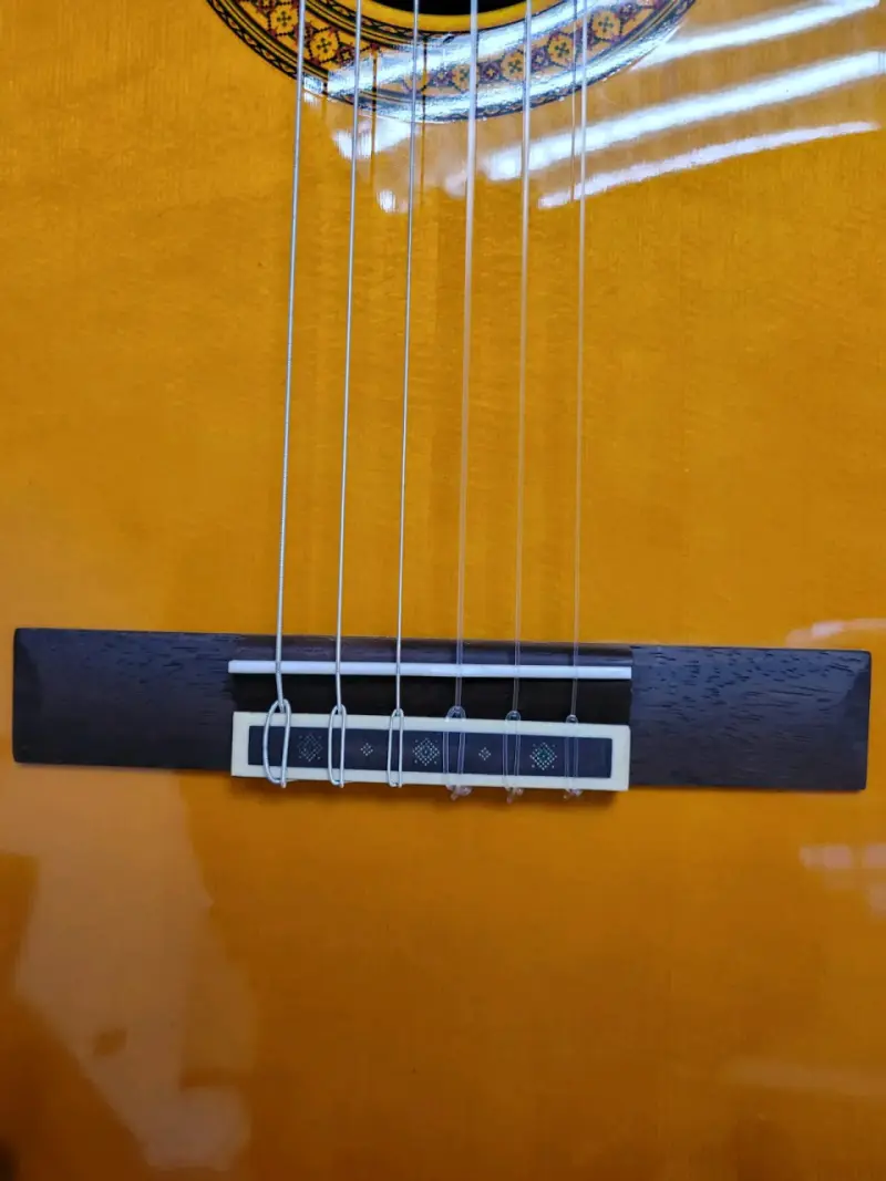 Guitarra clásica Yamaha C80 en buen estado - 2