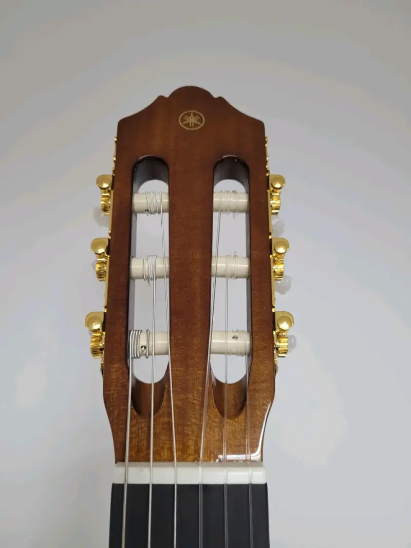 Guitarra clásica Yamaha C80 en buen estado - 4