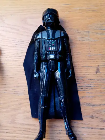 Figura de acción Darth Vader Star Wars - miniatura 2