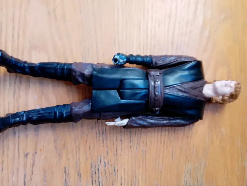 Figura de acción de personaje de película - 2