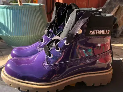 Botas Caterpillar moradas para mujer - miniatura 1