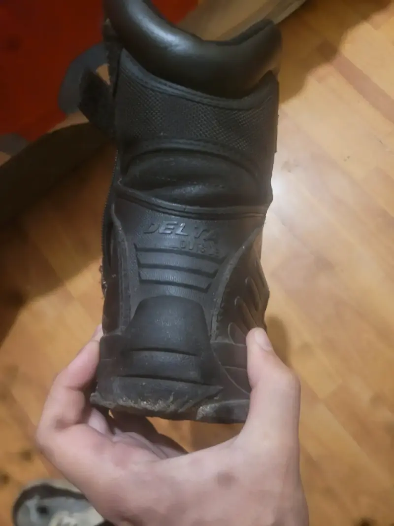 Botas tácticas negras Delta Plus con cremallera - 2
