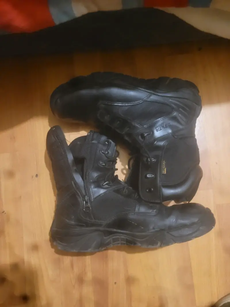 Botas tácticas negras Delta Plus con cremallera - 5