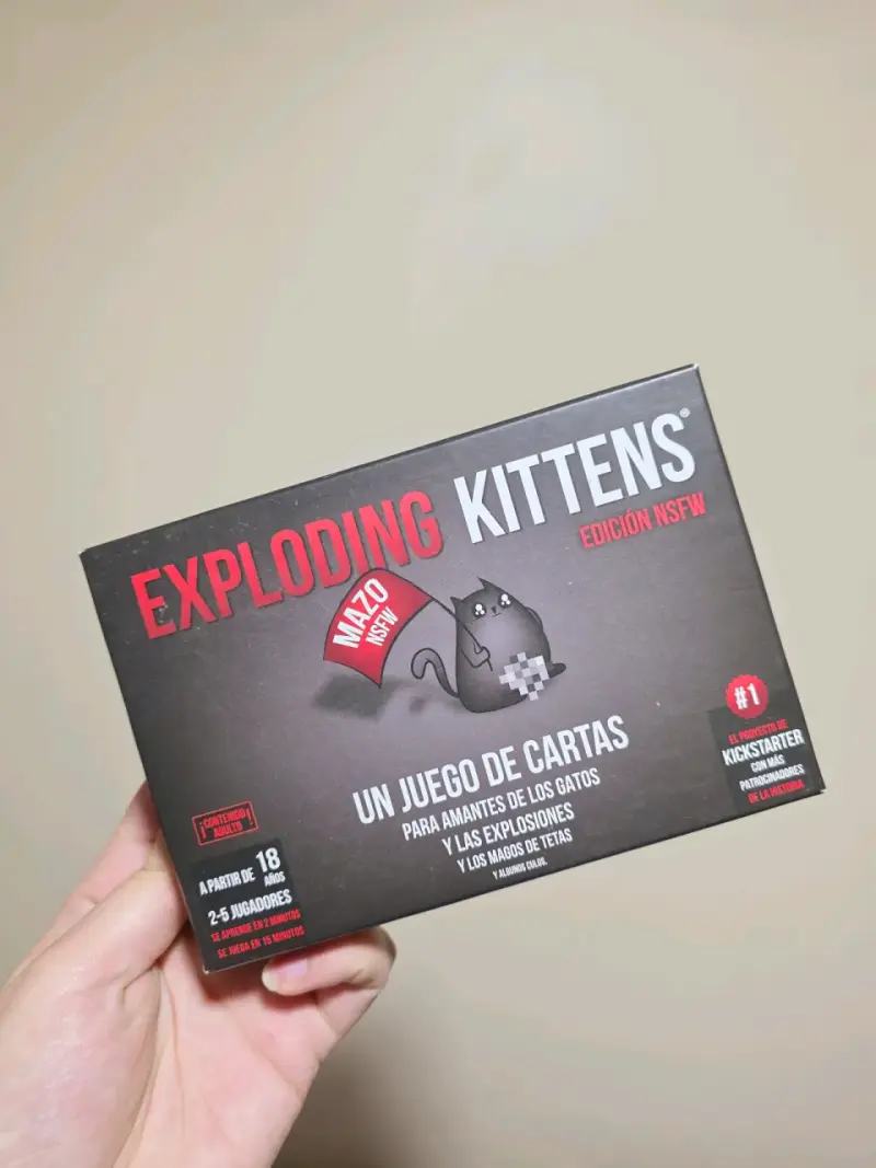 Juego de cartas Exploding Kittens Edición NSFW - 1
