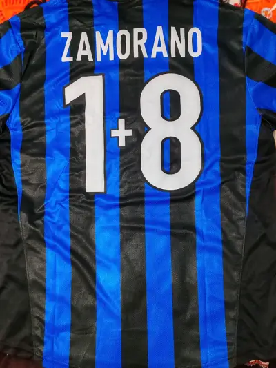 Camiseta de fútbol retro Zamorano Inter de Milán - miniatura 1