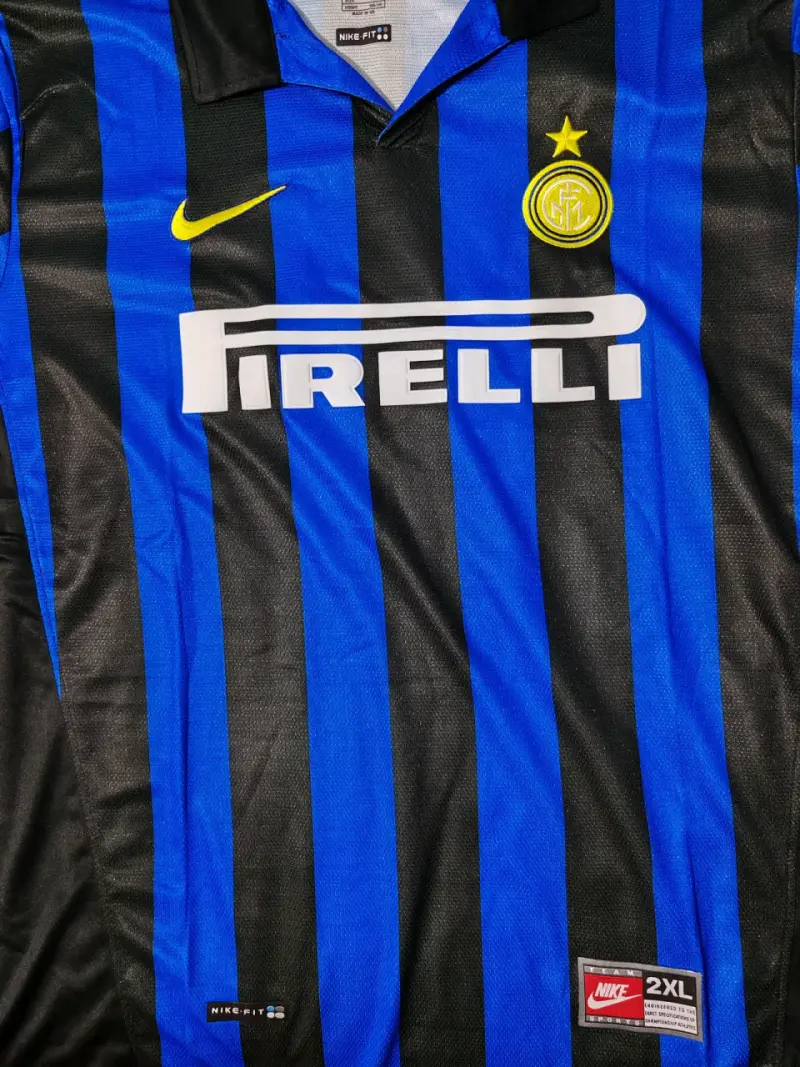 Camiseta de fútbol retro Zamorano Inter de Milán - 2