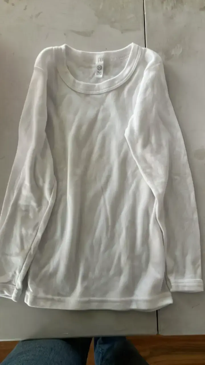 Polera para niño/a talla 10.