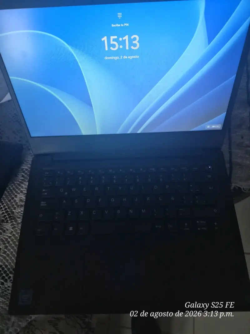 Notebook Lenovo con Intel Core i5 en buen estado - 3
