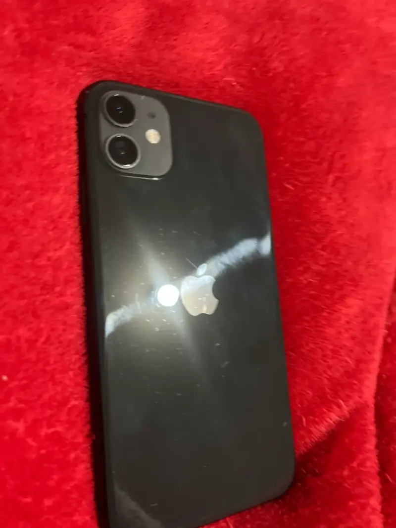 iPhone 11 128gb color negro para repuesto - 1